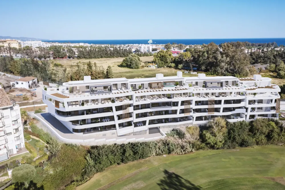 Luxury golf frontline penthouse with 3 bedrooms for sale in Guadalmina, Marbella