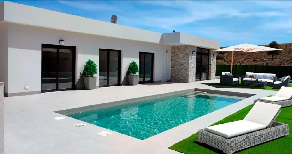 Villa te koop met 3 slaapkamers en privé zwembad in Calasparra