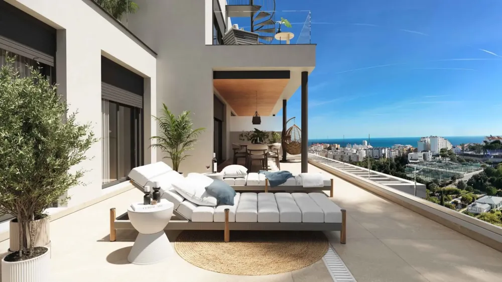 Penthouse de 3 chambres avec vue sur la mer à vendre à Estepona