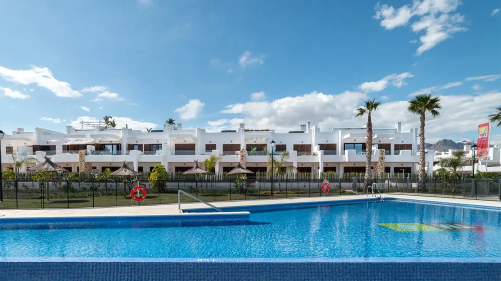 Prachtig penthouse met 2 slaapkamers te koop aan zee in Costa Almería