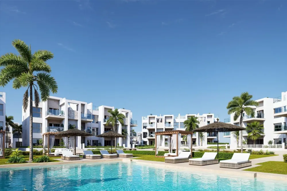 Neubau-Resort-Apartments in La Serena Golf-Los Alcazares in Strandnähe