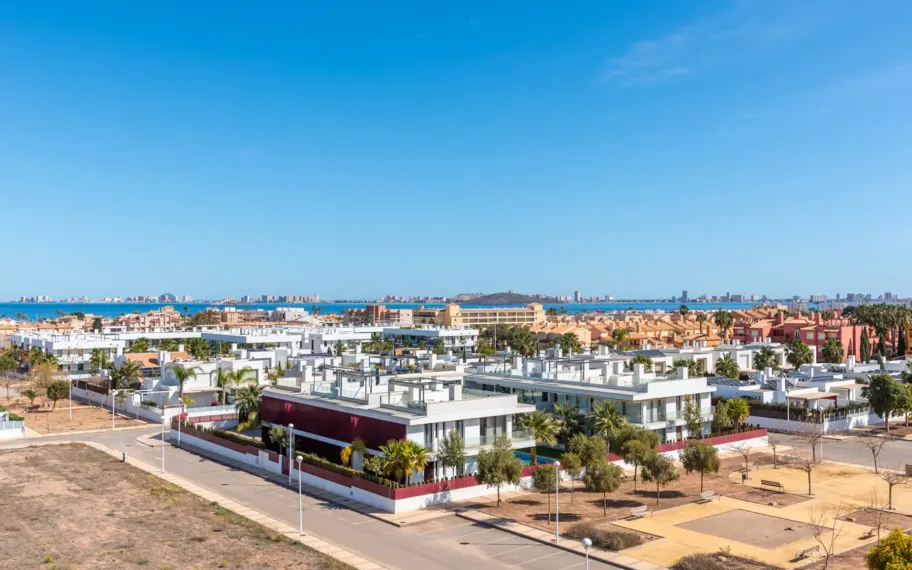 Modern apartment by the beach in Mar de Cristal