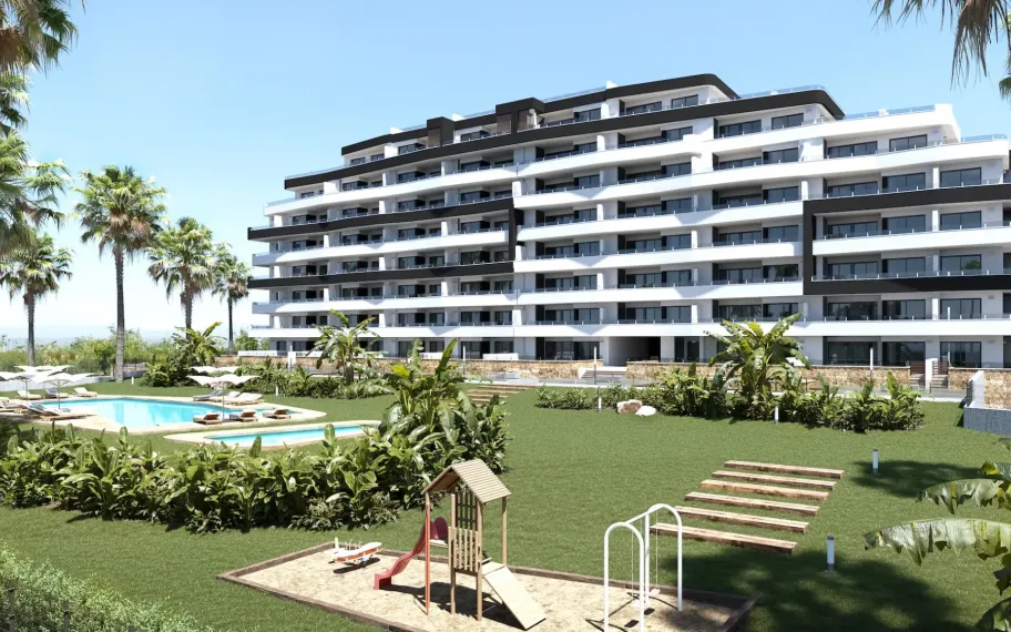 Voll ausgestattetes Penthouse mit großer Terrasse in San Miguel de Salinas zu verkaufen
