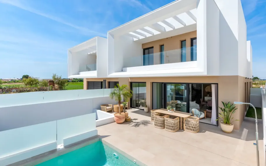 Modern semi-detached villa with 3 bedrooms for sale in Dolores