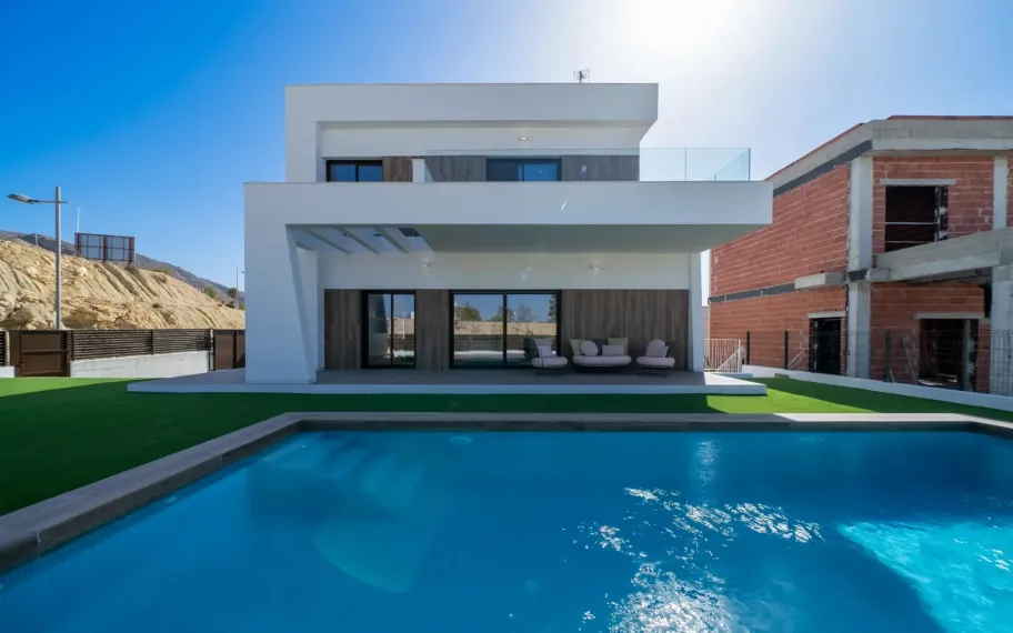 Luxury villa with 3 bedrooms for sale in Sierra Cortina, Finestrat