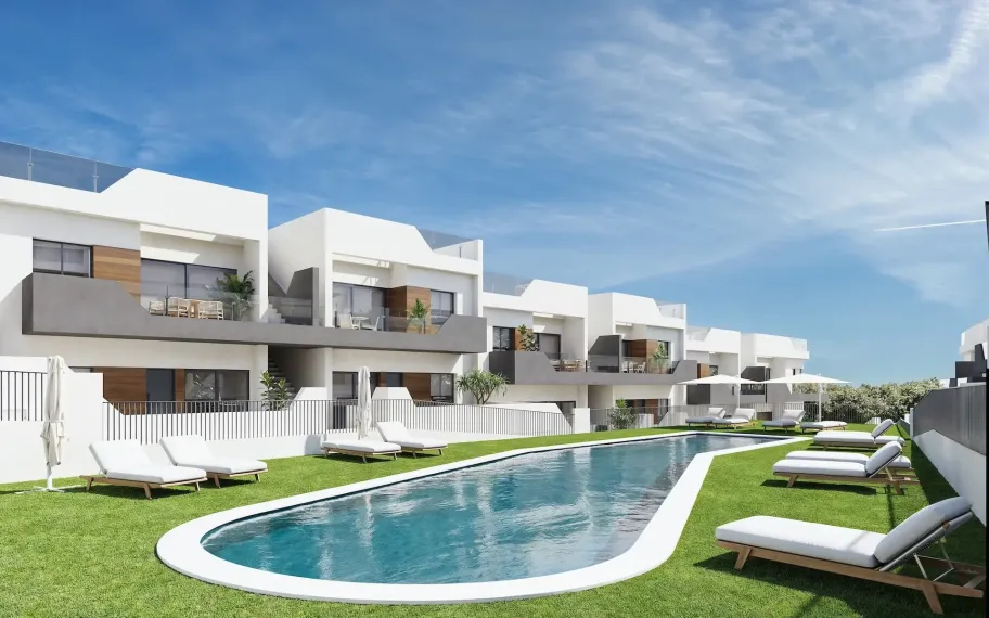 3-bedroom modern apartment for sale in San Miguel de Salinas