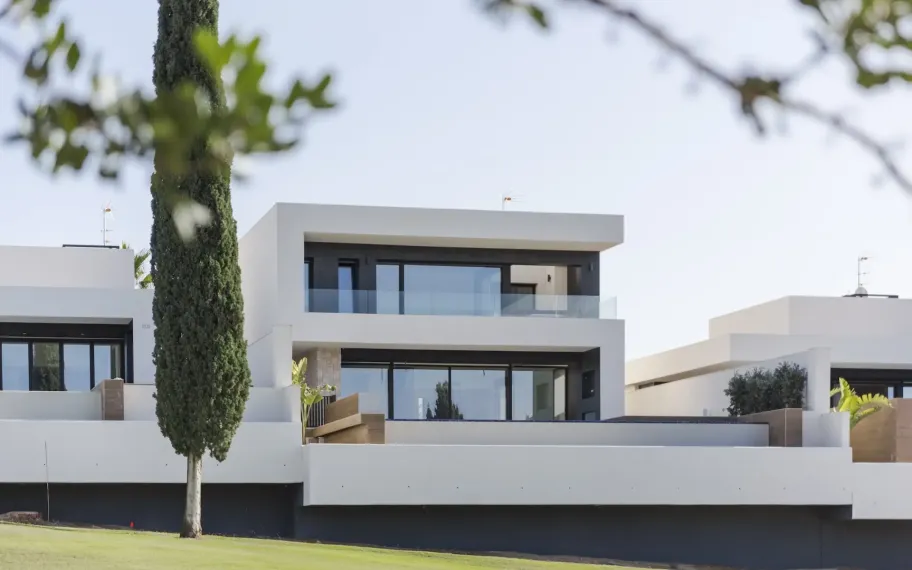 Exclusive Golf Villas for Sale in La Finca Golf Resort