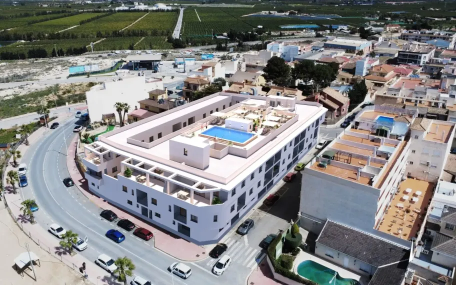 Apartment zum Verkauf in San Miguel de Salinas mit großzügiger Terrasse