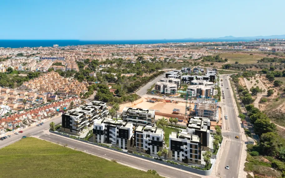 FULLY FURNISHED! Modern apartments in a private residential complex in Los Altos, Orihuela Costa